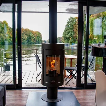 Båthotell Houseboat On The Dahme, Wildau Königs Wusterhausen