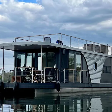 Houseboat On The Dahme, Wildau Båthotell *